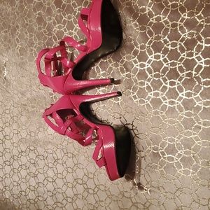 Size 7.5 Fusia 6" stilettos by Circle